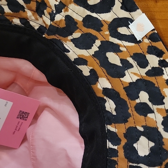 Kate Spade leopard printed bucket hat - Picture 3 of 4